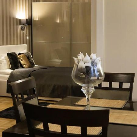Premium Apartment By Hi5 - Lendvay Palace Budapest Ngoại thất bức ảnh