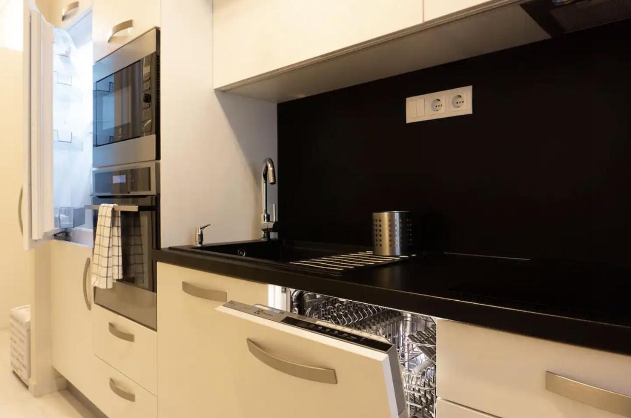 Premium Apartment By Hi5 - Lendvay Palace Budapest Ngoại thất bức ảnh