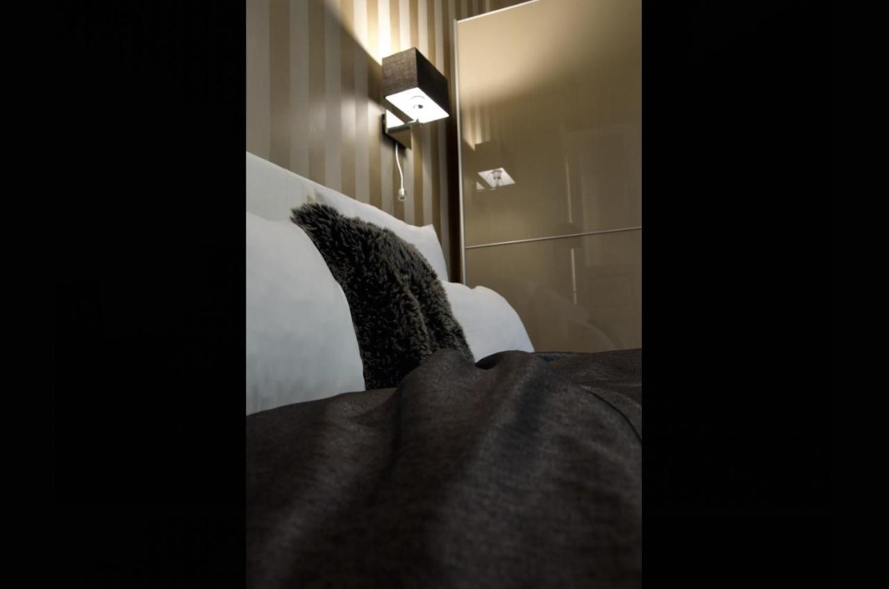 Premium Apartment By Hi5 - Lendvay Palace Budapest Ngoại thất bức ảnh